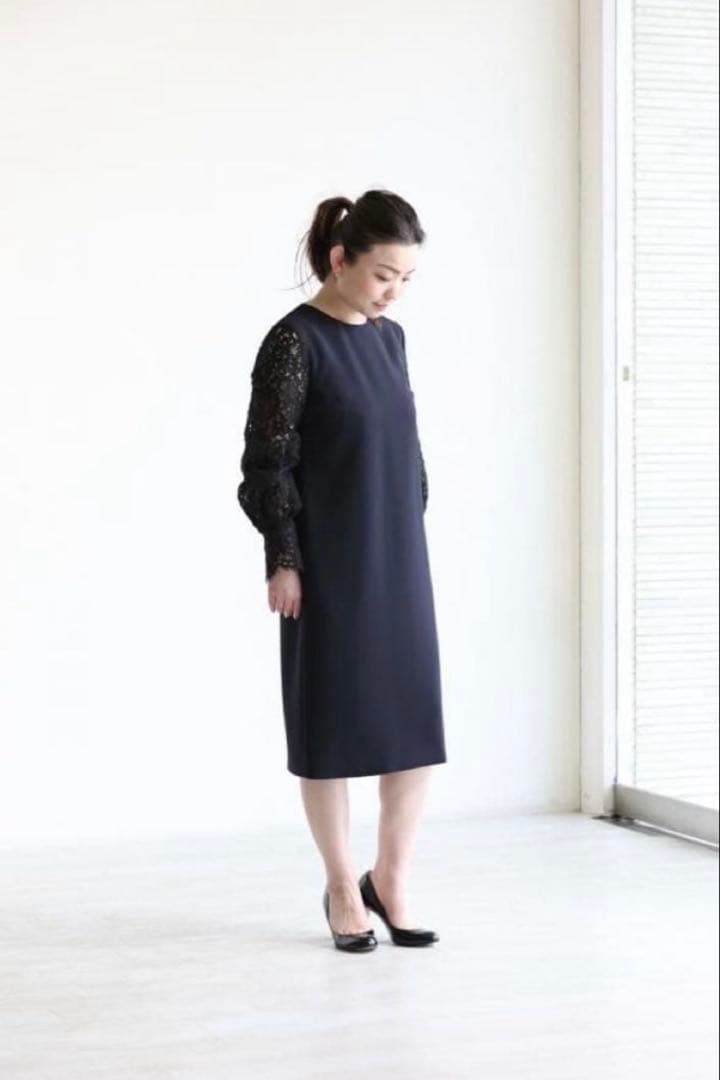 【新品】トゥモローランド ドライダブルクロスレースコンビ クルーネックワンピース