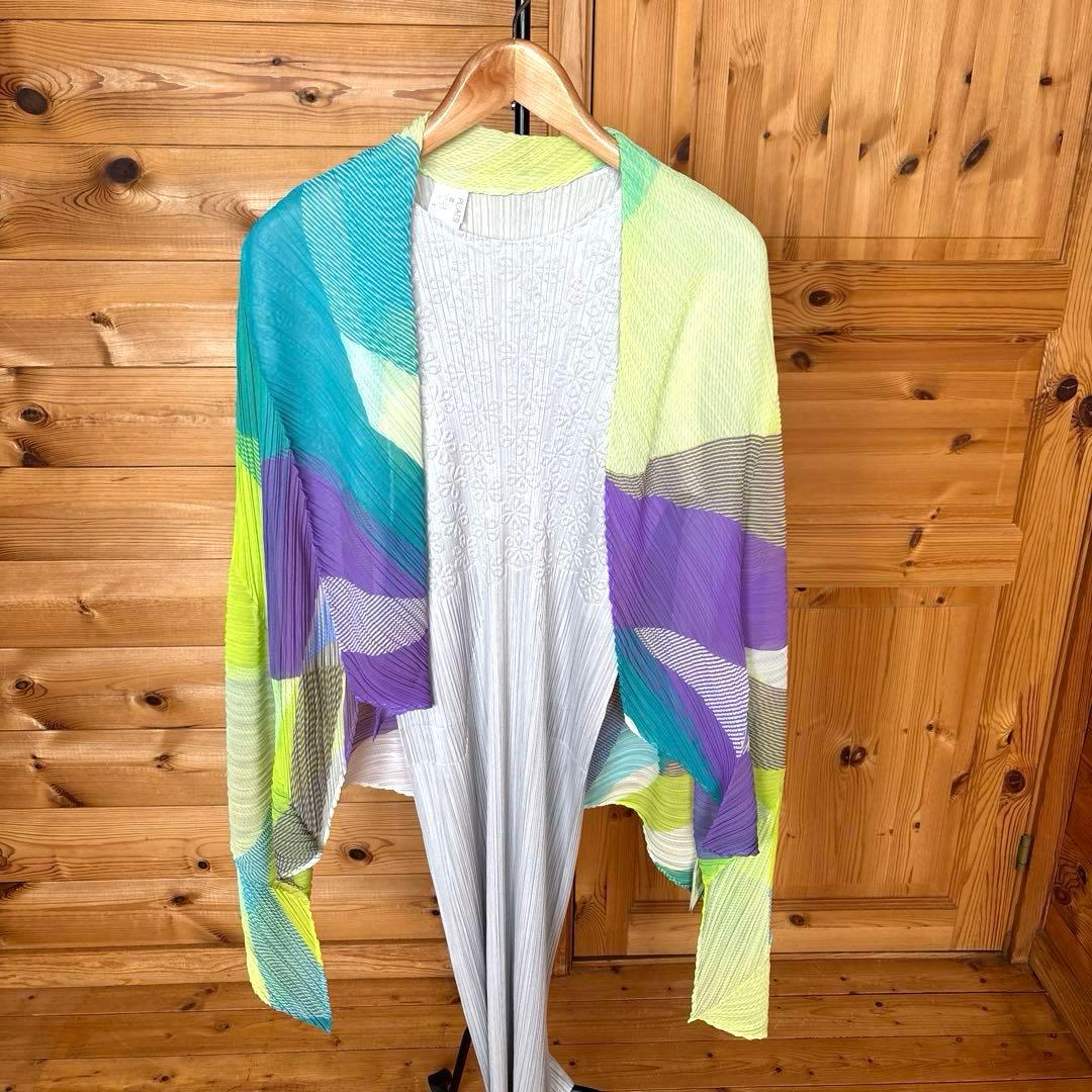 極美品　一度使用　PLEATS PLEASE 大判ストール　マルチカラー