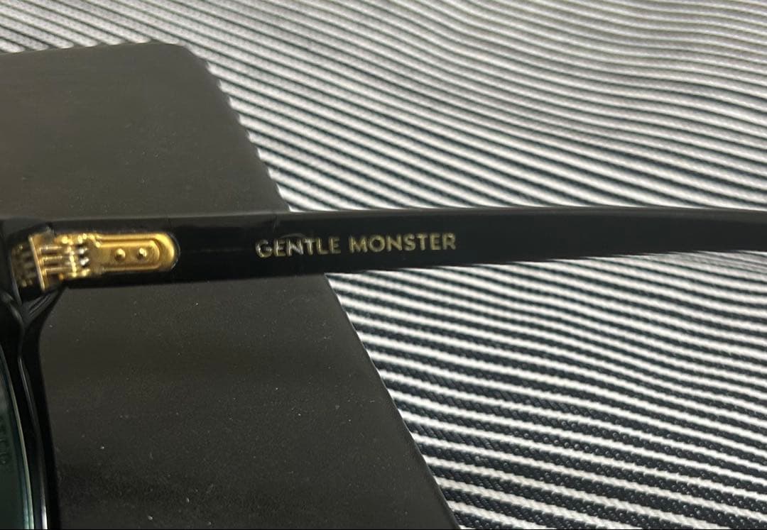 GENTLE MONSTER グリーンレンズ