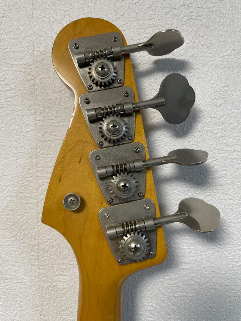 Fender Jazz Bass サンバースト ストラップ付き