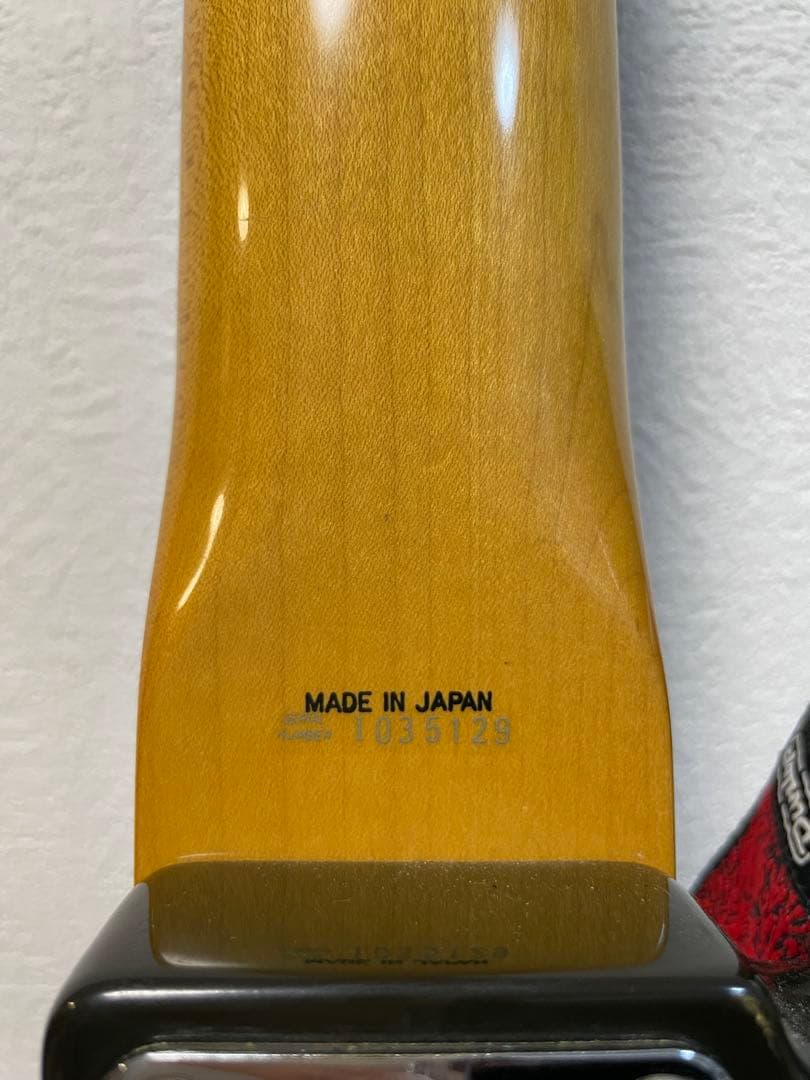 Fender Jazz Bass サンバースト ストラップ付き