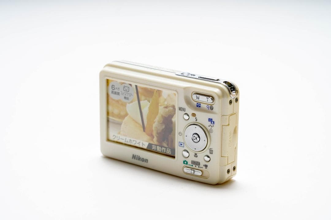 Nikon クマのぬいぐるみ モックカメラ付き