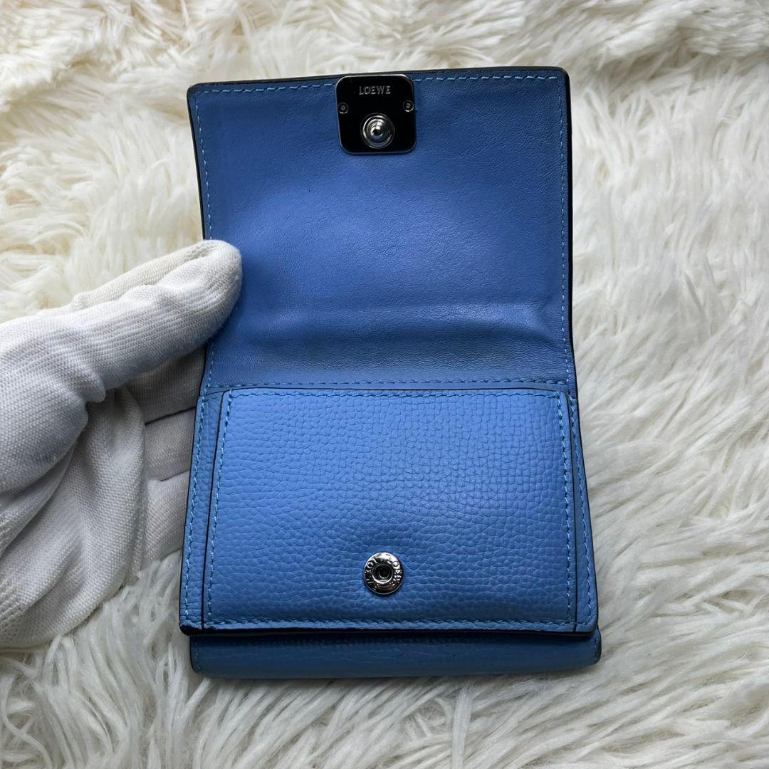 美品✨️ LOEWE ロエベ トライフォールド 三つ折財布 アナグラム ブルー