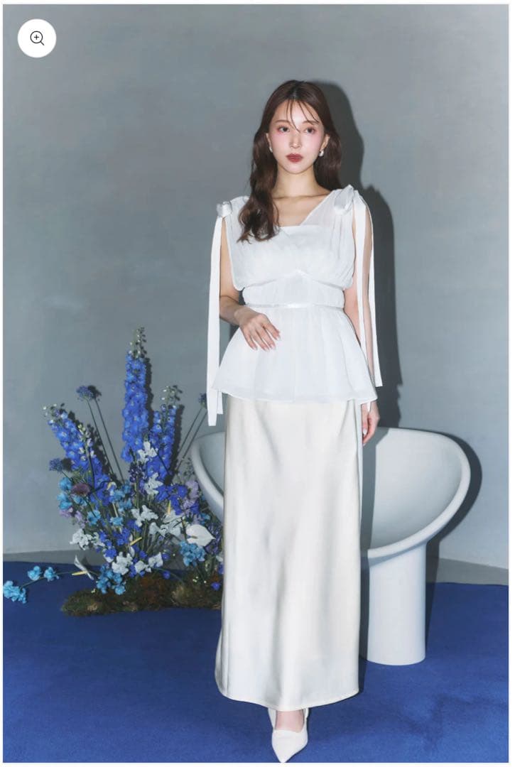 poláura セミフレアサテンスカートivory Sサイズ