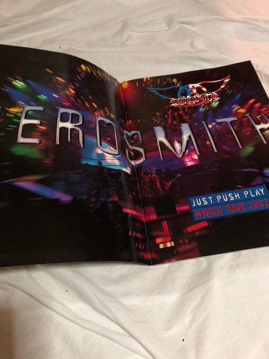 送料込み AEROSMITH ツアーパンフ JUST PUSH PLAY