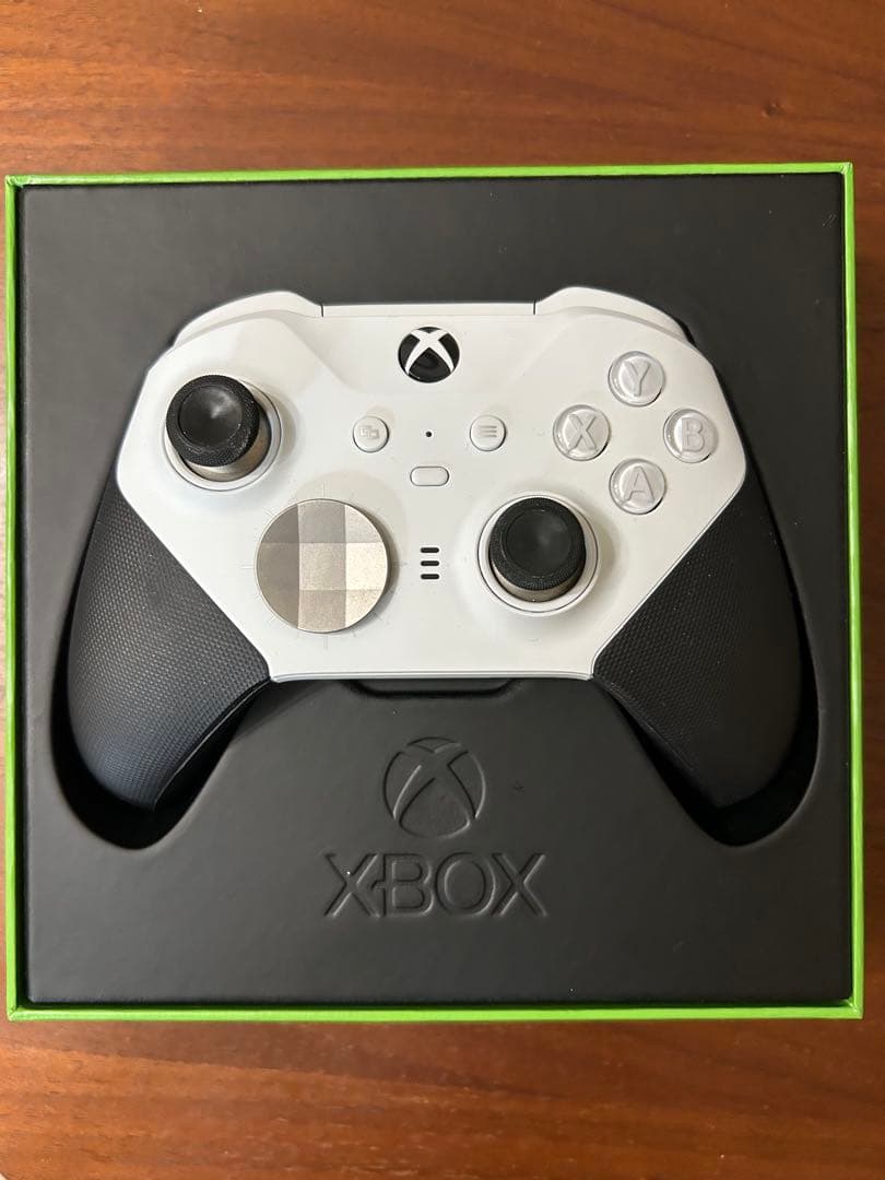 XboxEliteワイヤレス コントローラーSeries2 コアエディション白