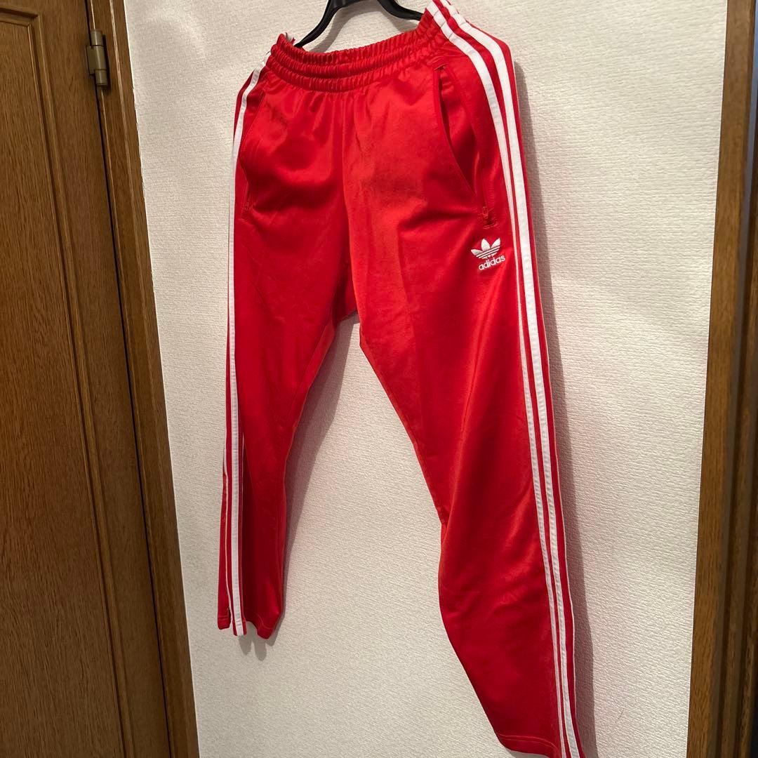 adidas ジャージセットアップ