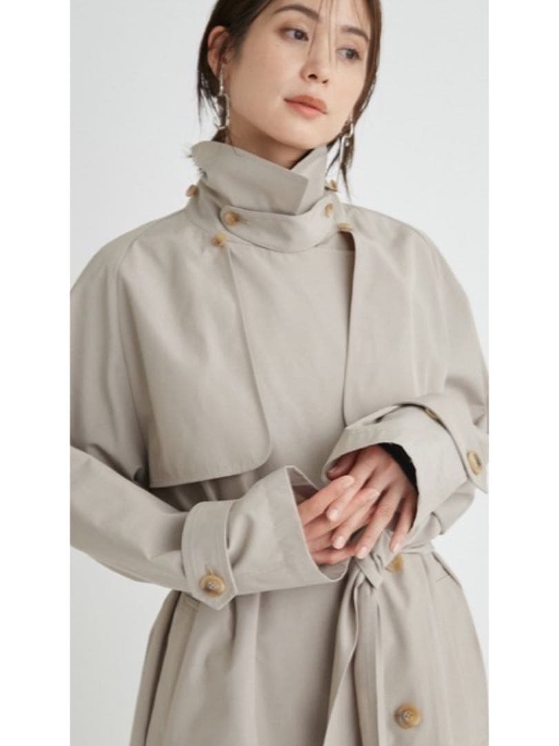 emmi atelier 2wayトレンチコート