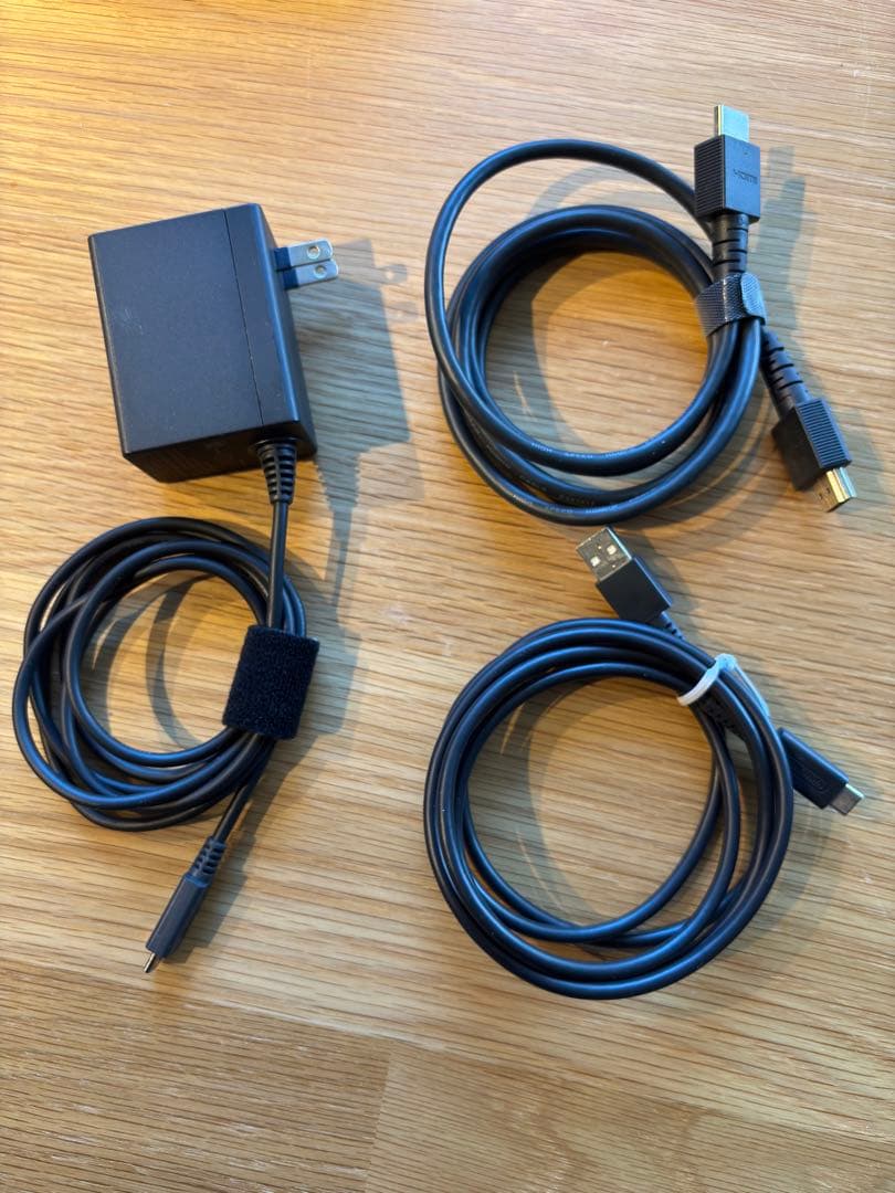 Nintendo switch ブラック 付属品完備　箱無し　動作確認済