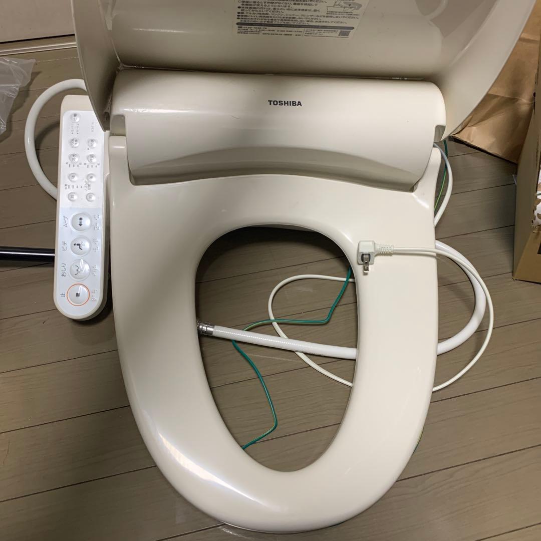 TOSHIBA 温水洗浄便座　ウォシュレットSCS-T161 2021年製