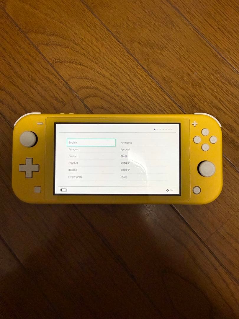Nintendo Switch Lite イエロー 美品　箱・付属品付き