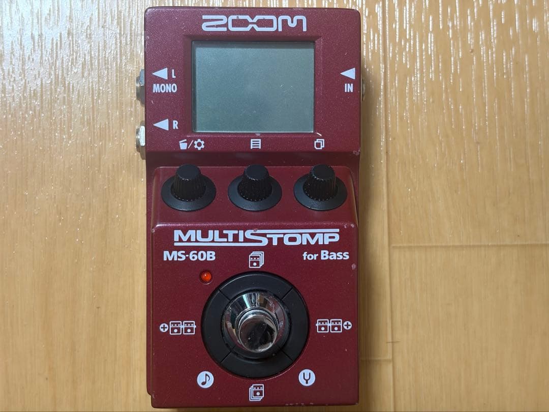 zoom マルチストンプ　ベース