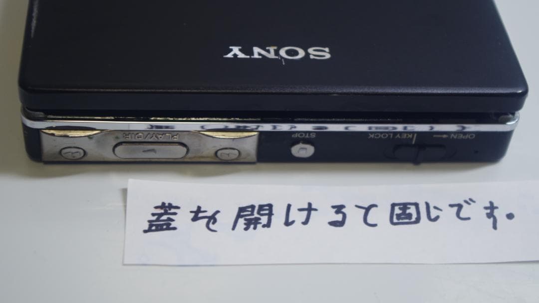 T0815 SONY WALKMAN WM-701C カセットプレーヤー