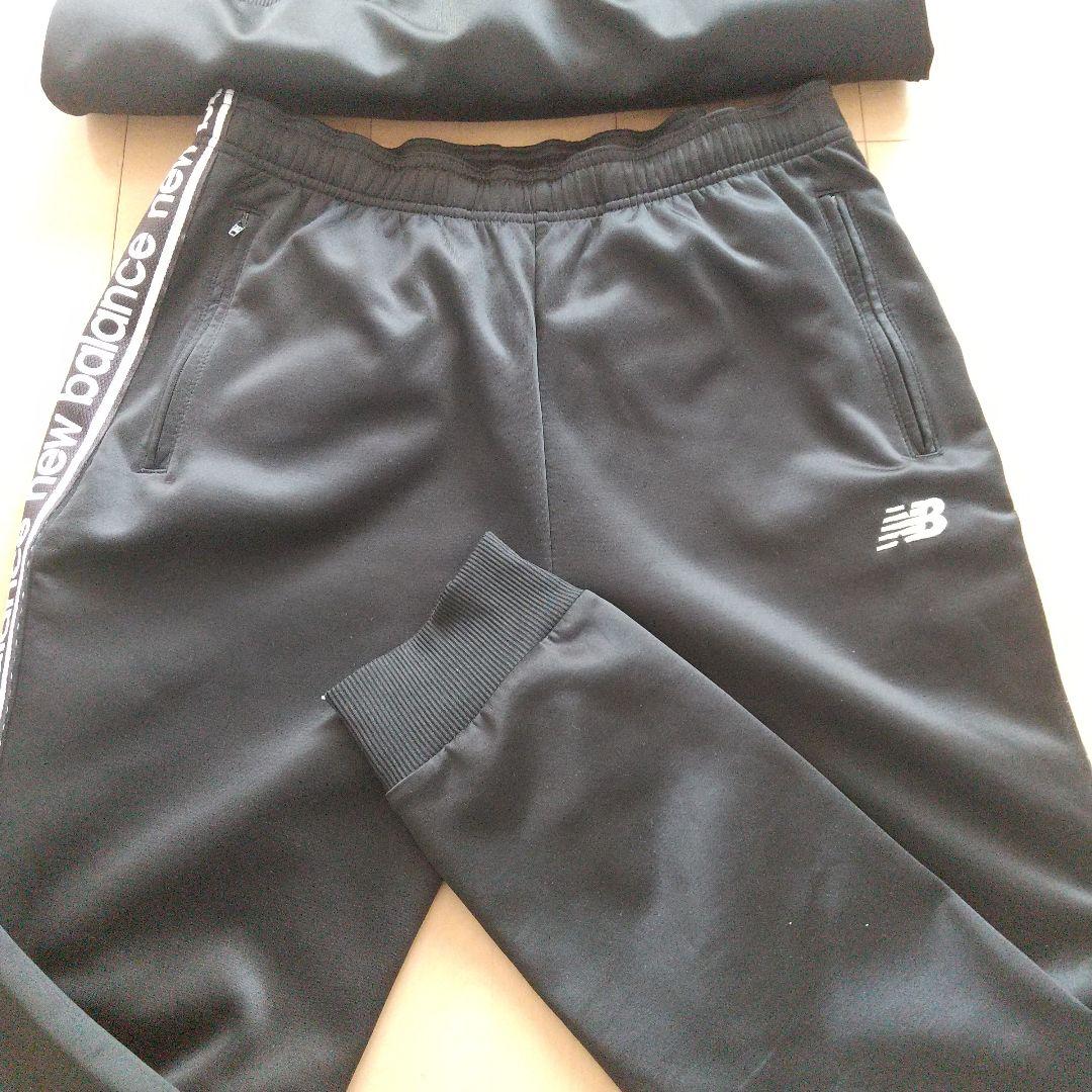 new balance ブラックジャージ上下セット