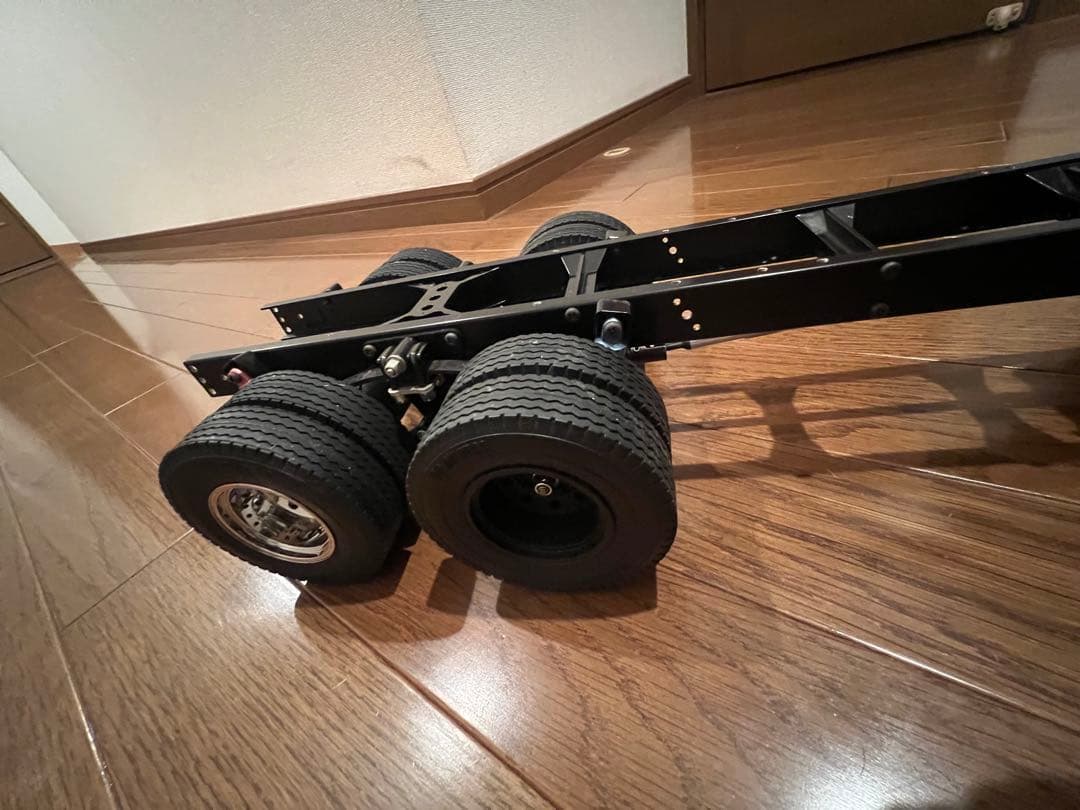 メ*ー様 タミヤ14分1トレーラーラジコンシャーシ