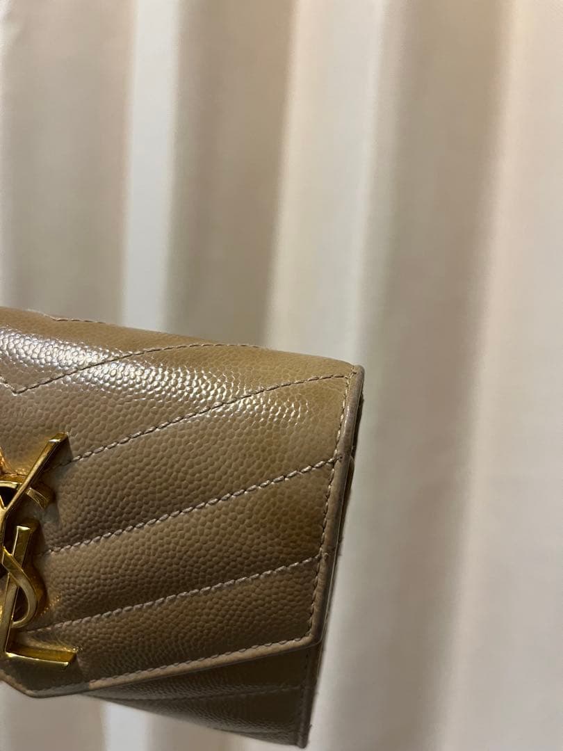 YSL ベージュ キルティング 三つ折り財布