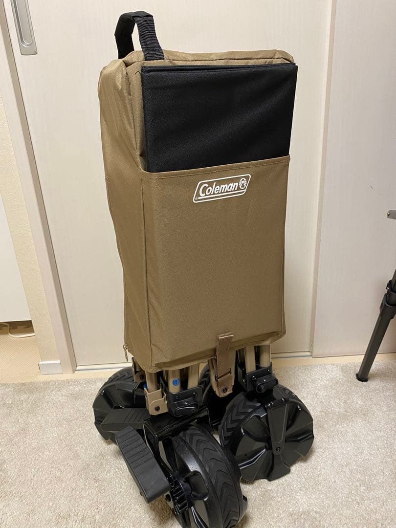 GT Coleman テーブルチェアセット