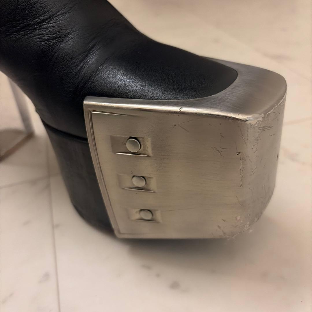 靴 RICK OWENS BEVELED PLATFORMS KISS BOOT