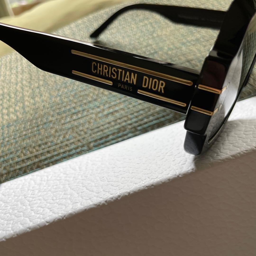 DIOR サングラス　新品未使用箱付き