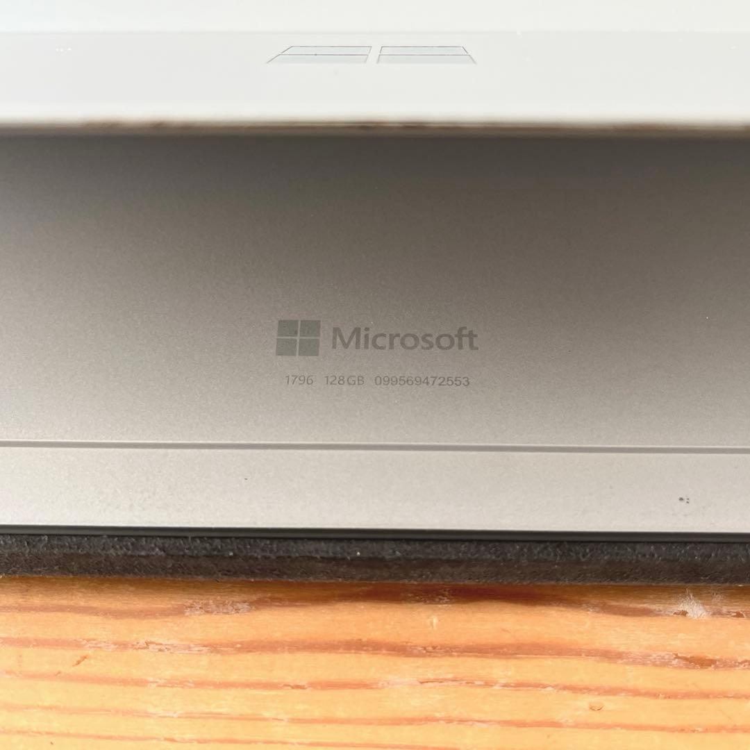 Microsoft Surface Pro 5 中古