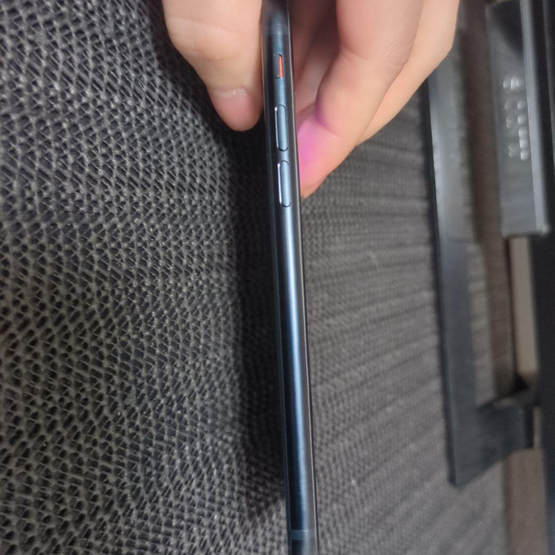 iPhoneSE第3世代 ミッドナイトブラック128GB