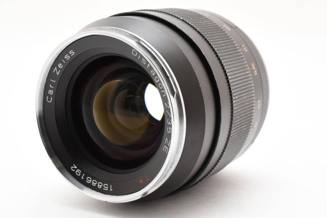 Carl Zeiss Distagon T* 35mm F2 ZE / キヤノン
