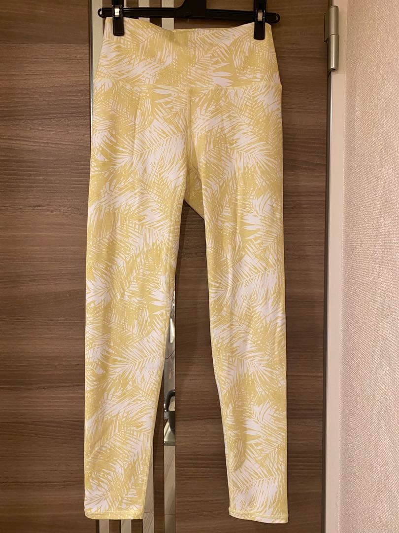 限定値下げLava sukala タンクトップレギンス　セットアップ　上下セット