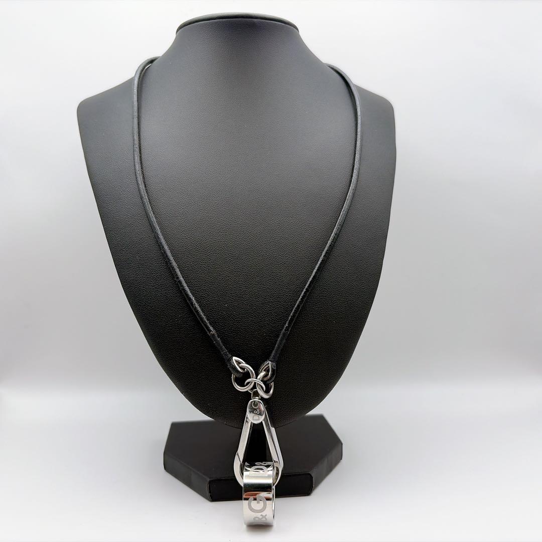 D&G ドルガバ リングチャーム カラビナ ネックレス レザーコード