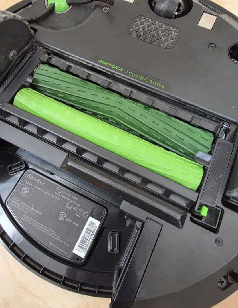 イ*ー様 【長期保証付・美品】Roomba i5+ 自動ゴミ収集機 iRobot