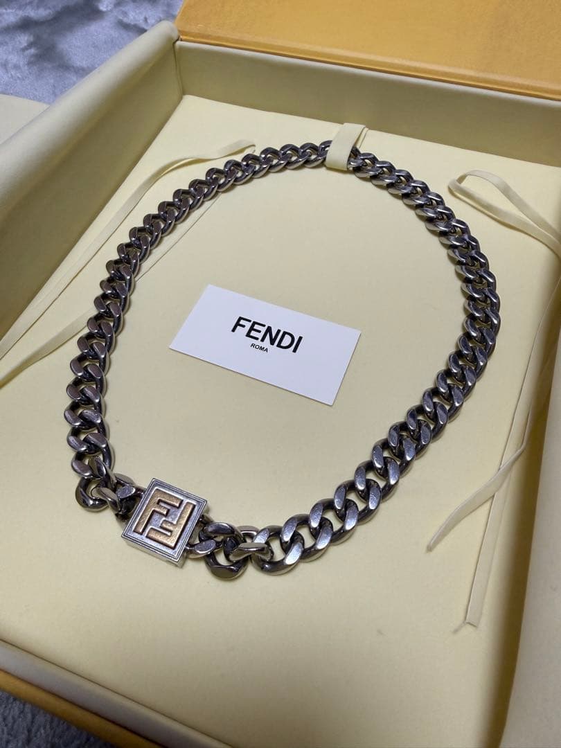 FENDI ネックレス　パラジウム　喜平