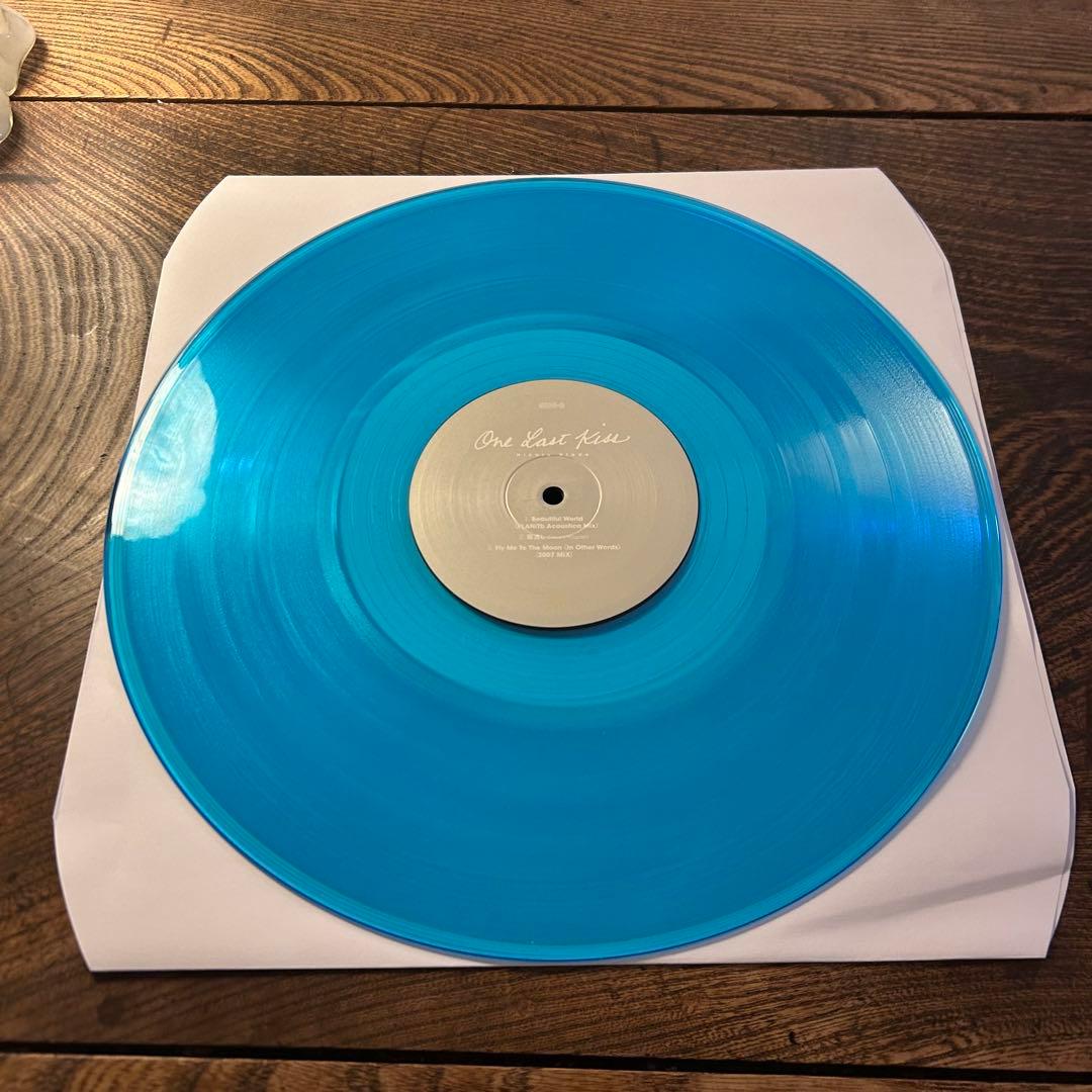One Last Kiss レコード