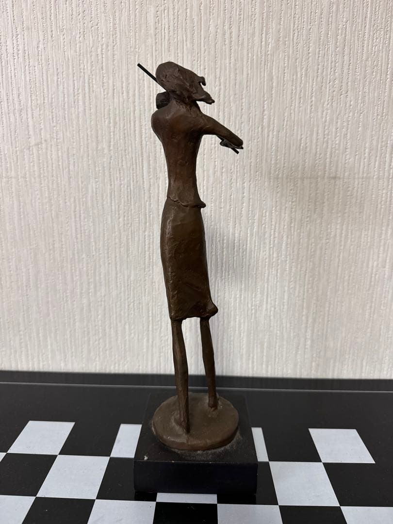 値下げ　女性 バイオリン奏者 ブロンズ彫刻 約30cm