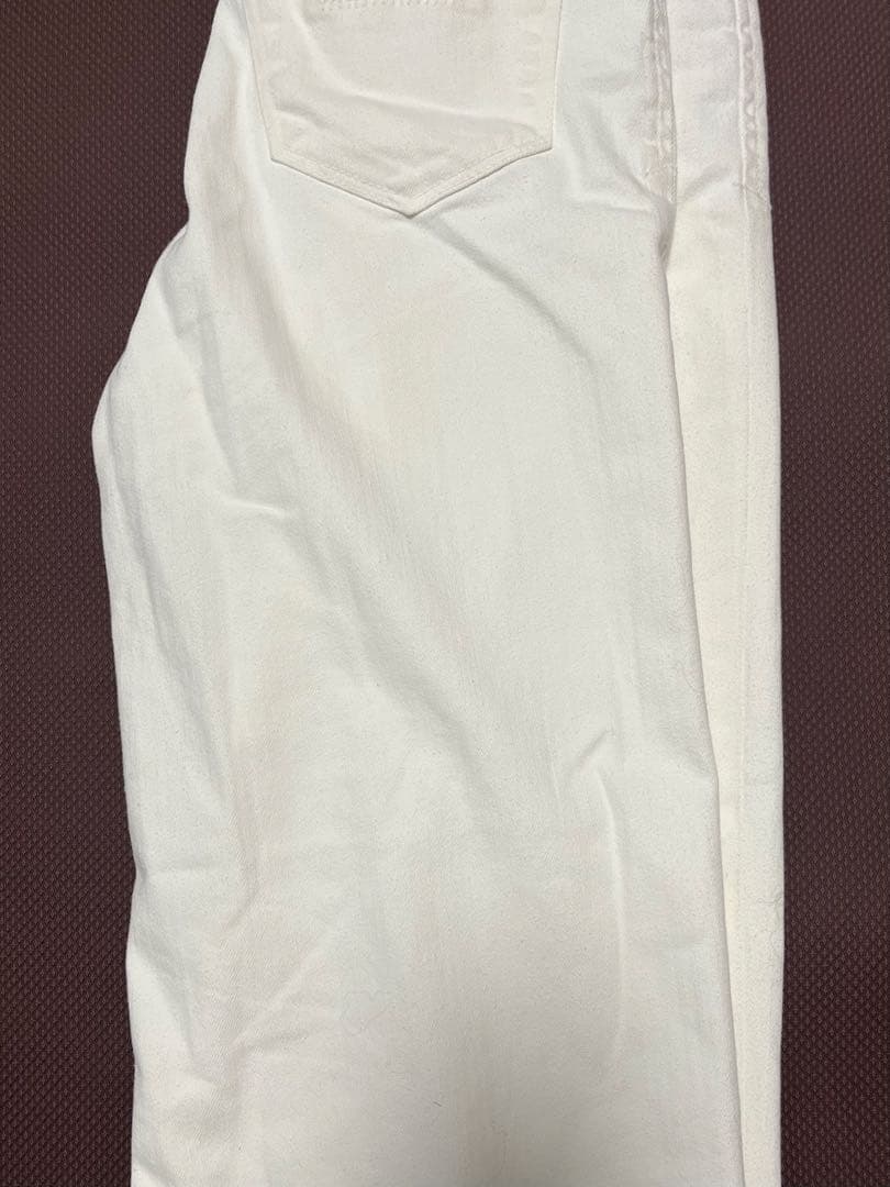 「ヤヌーク」SpillProof加工 ワイドストレート デニムパンツ