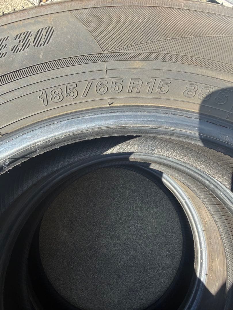 ヨコハマ　ブルーアース　185/65R15 3本