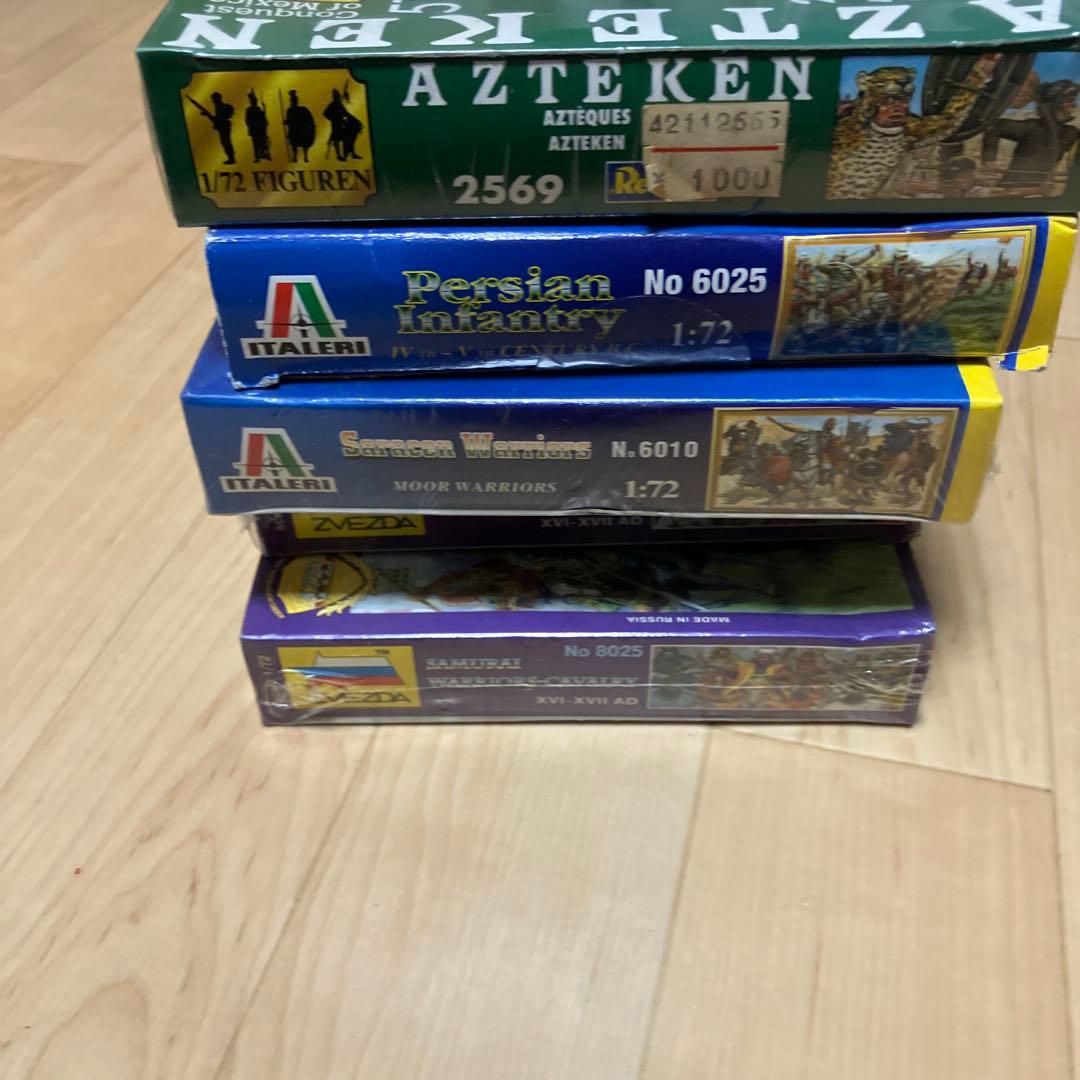 1/72 戦国武者フィギュア戦国騎馬武者フィギュア　ズベズダなど５点セット