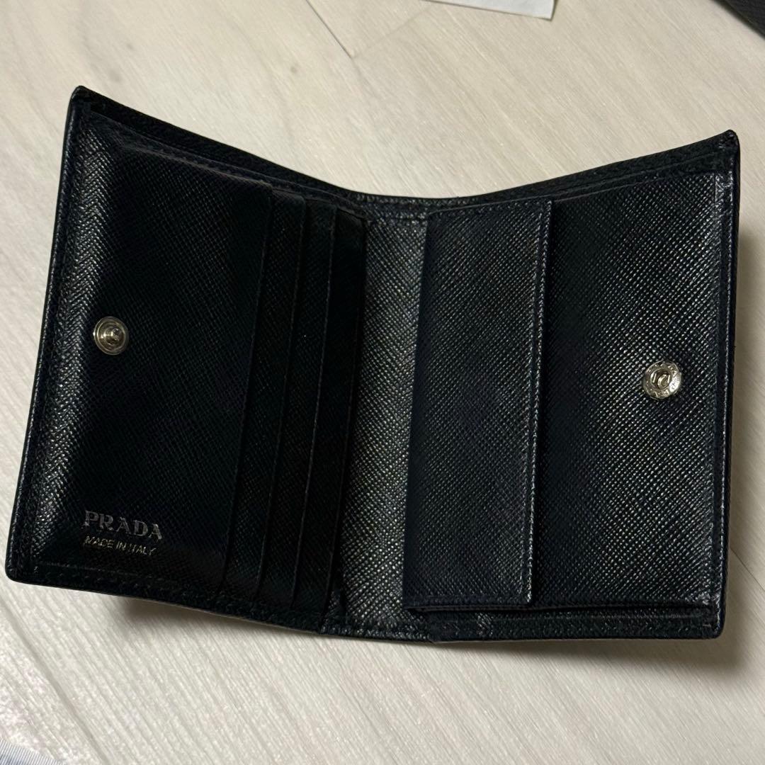 【美品】PRADAサフィアーノトライアングル2つ折り財布