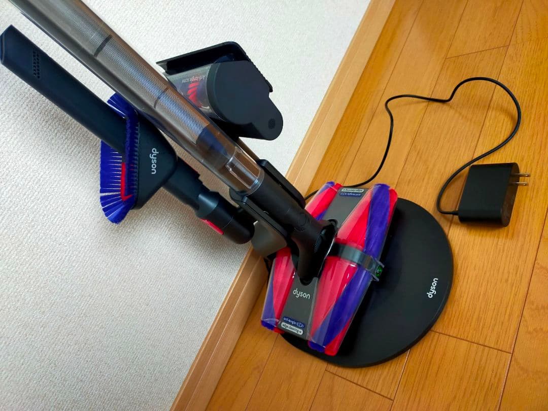 ダイソン ペンシルバック 毛が絡まないFluffycones SV50FC