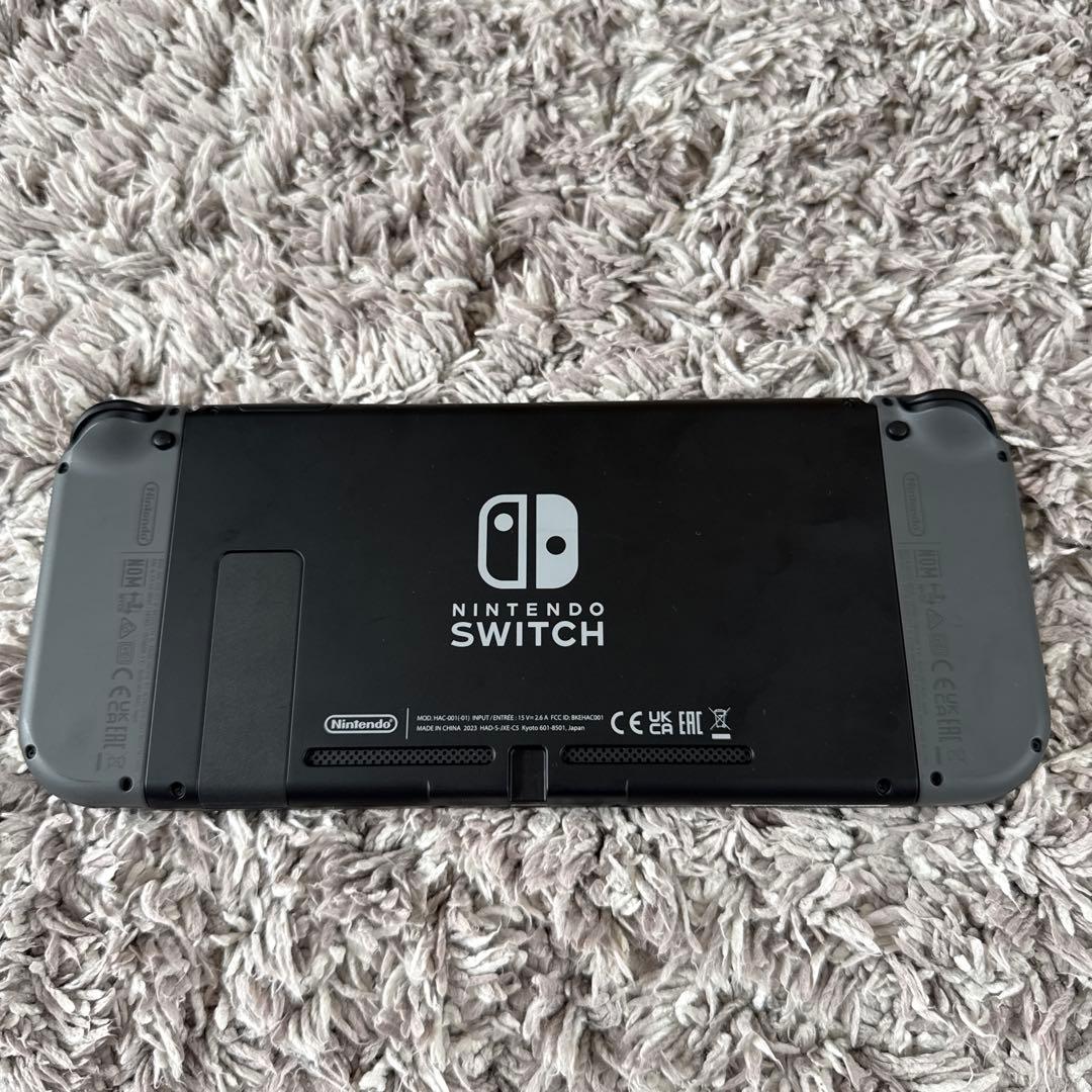 超美品 Switch 本体 使用50時間未満 画面フィルム付