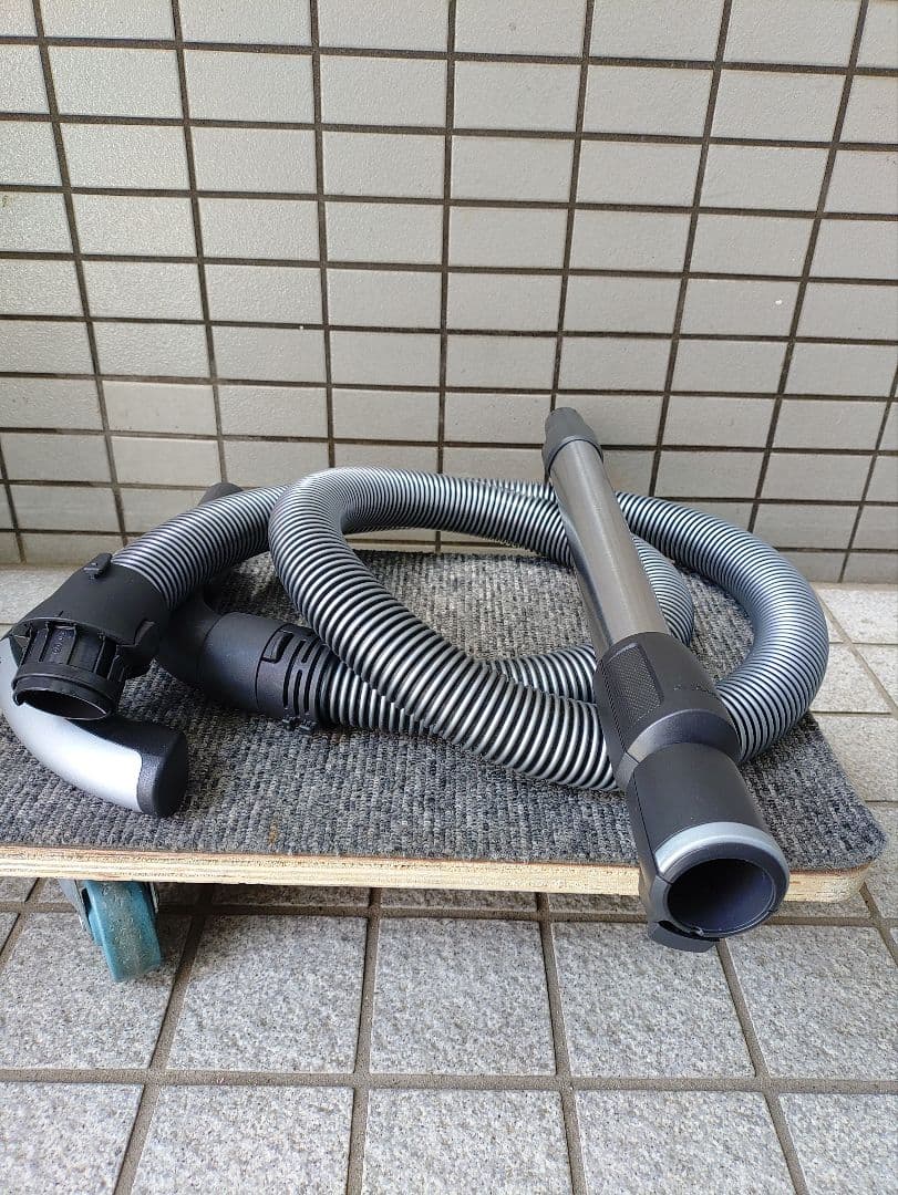 198☆ Miele ミーレ 掃除機 コンパクト C2 HS14 SDC04