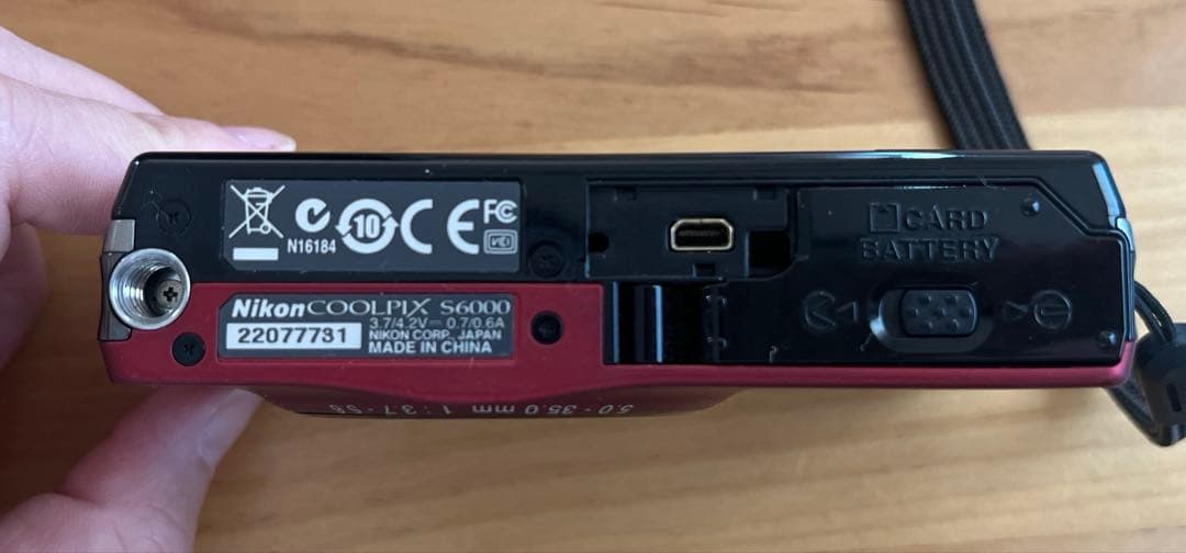 ニコン Nikon COOLPIX S6000 レッド　箱付き