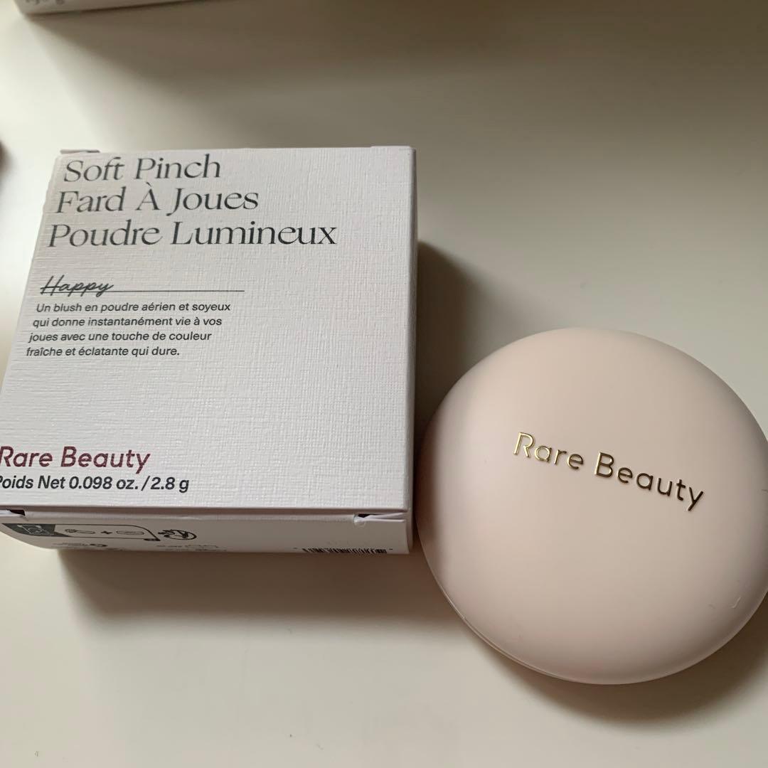 新品! RARE BEAUTY チーク Happy