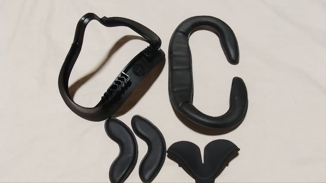  Quest 2 VRヘッドセット 本体一式 +アクセサリ