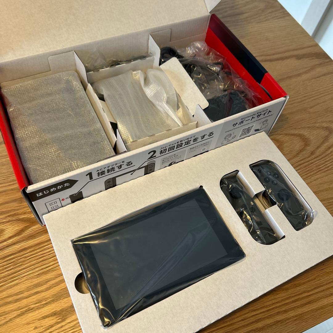 Nintendo Switch グレー 本体＋ハードケース