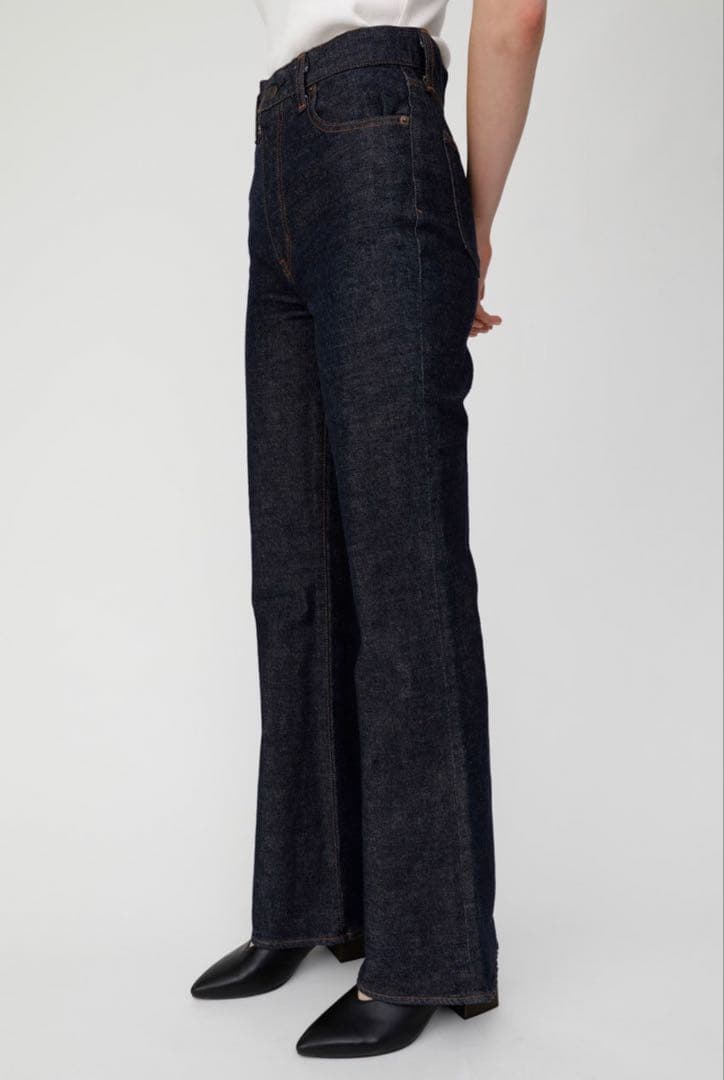 【美品】moussy MVS FLARE25インチ