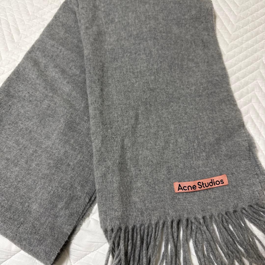 アクネストゥディオズ　アクネ　Acne マフラー　ストール