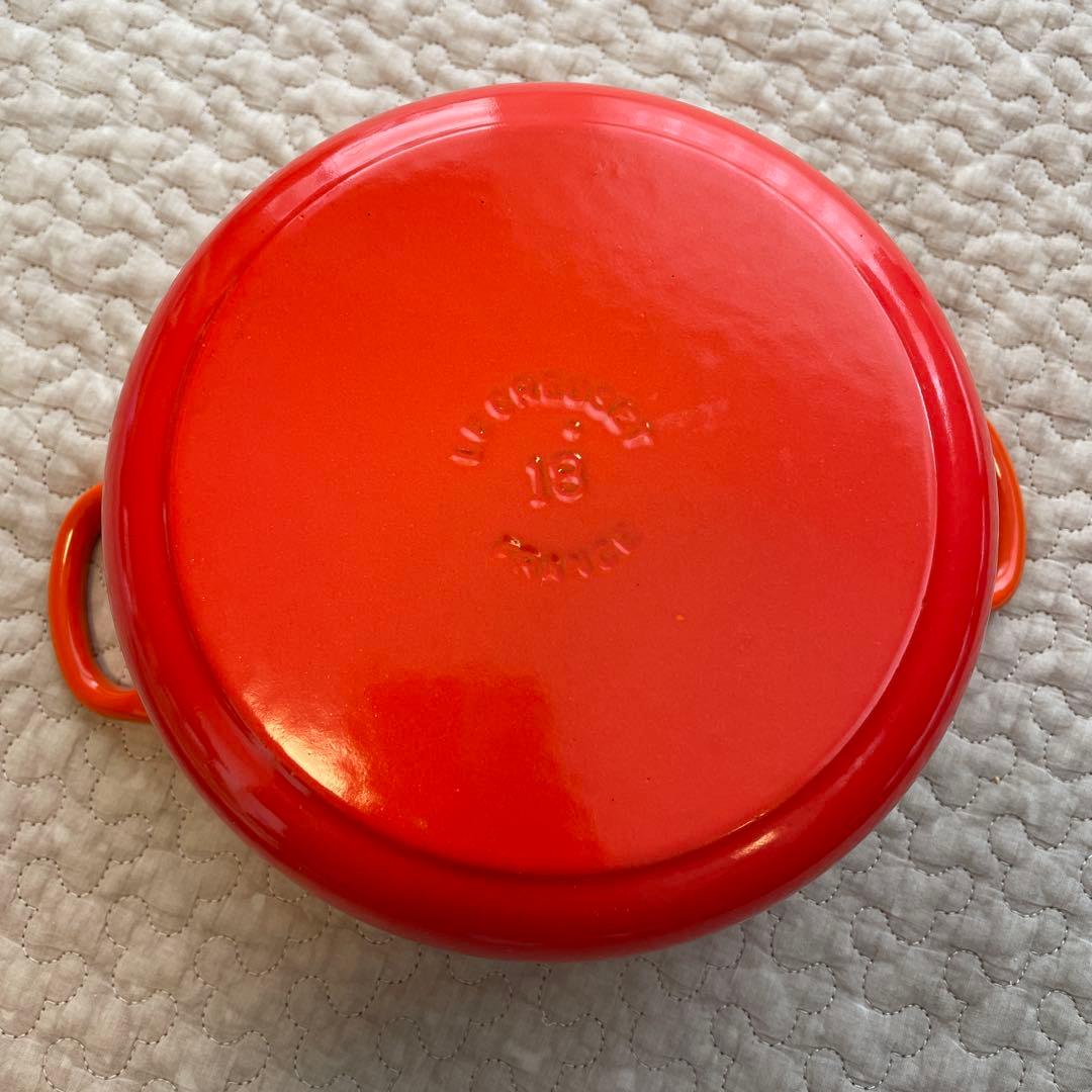 新品☺︎ ルクルーゼ　18cm