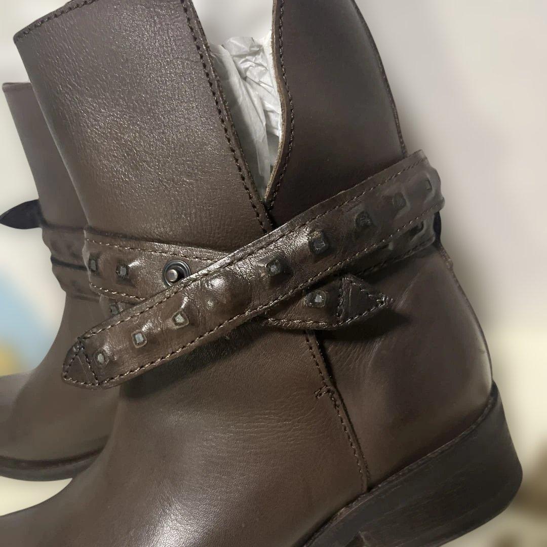 DIESEL ブラウンレザーブーツ スタッズ付き