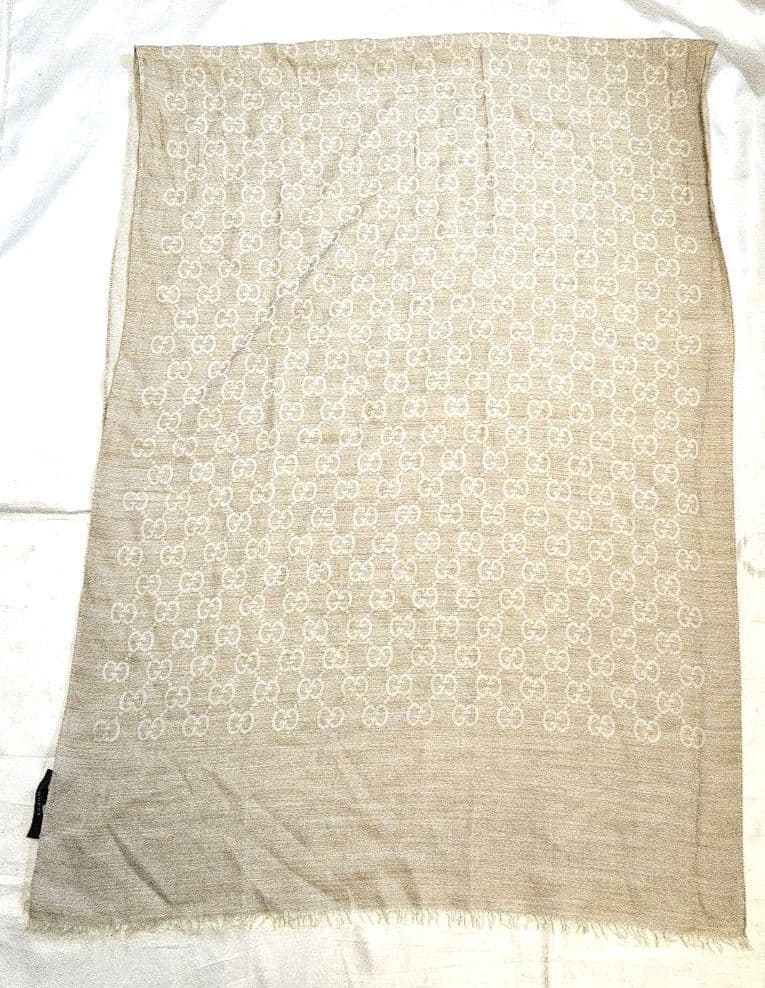 フォロー割　正規品　GUCCI　グッチ　ストール　ショール　マフラー　GG　ロゴ