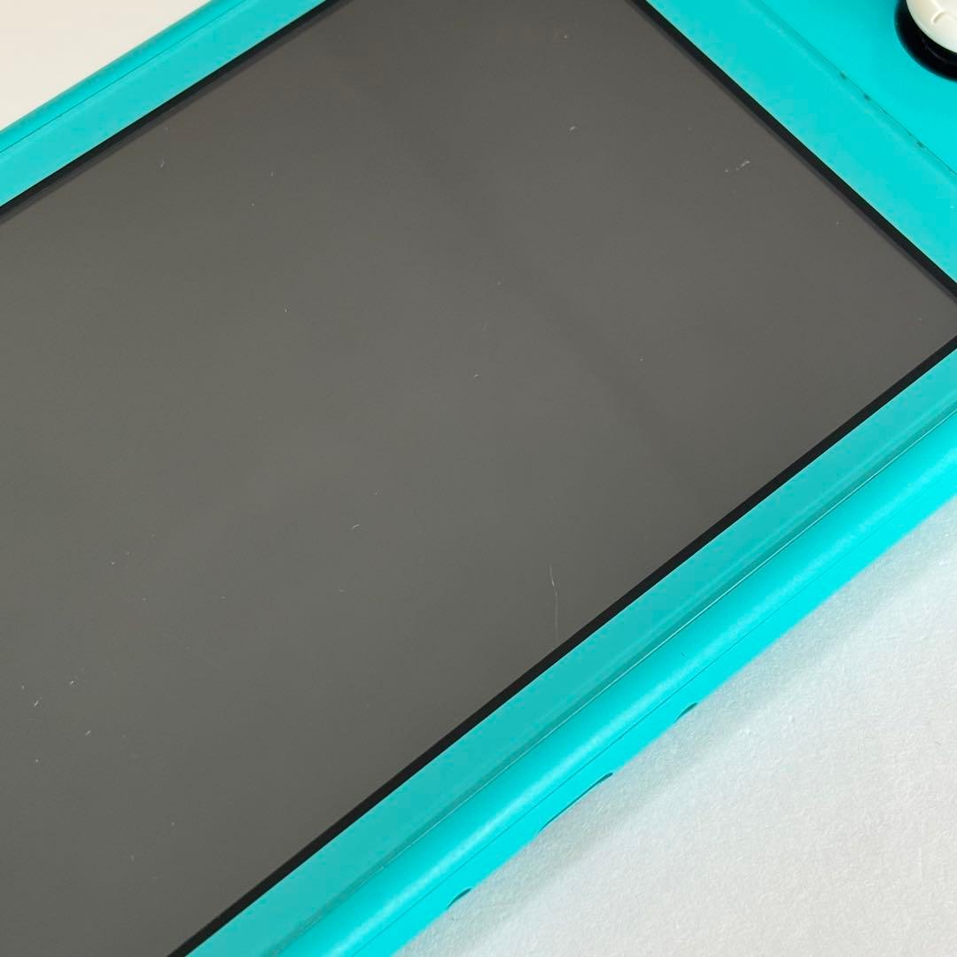 ニンテンドー　スイッチ　ライト　どうぶつの森　限定デザイン　ターコイズカラー