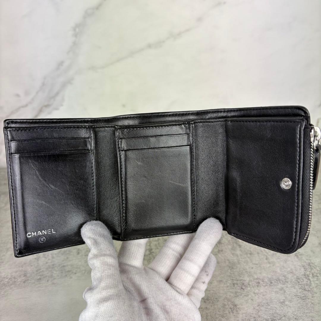 CHANEL ラムスキン　マトラッセ　三つ折り　コンパクト財布　ケース